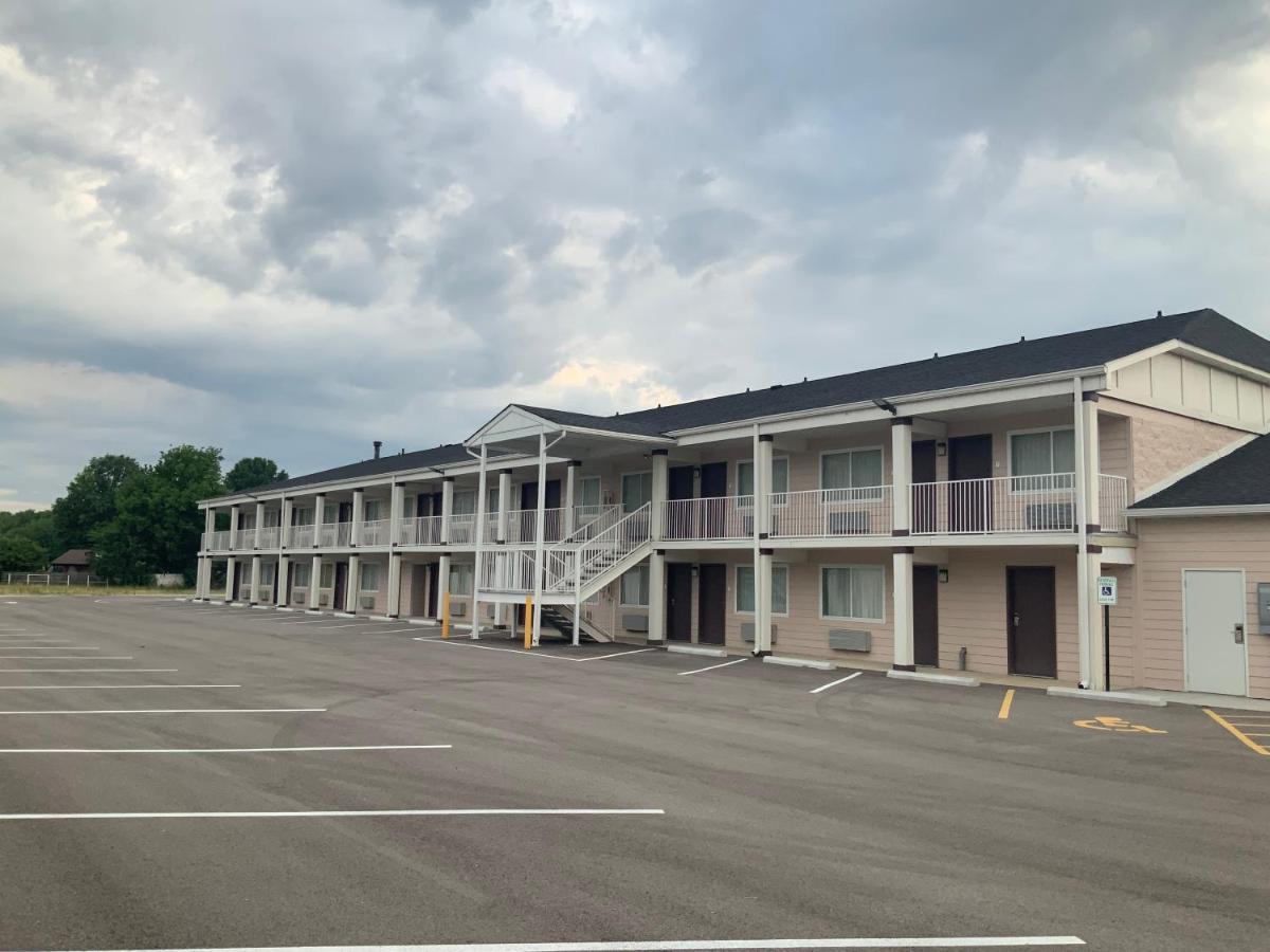 Days Inn By Wyndham Troy Il Exterior foto
