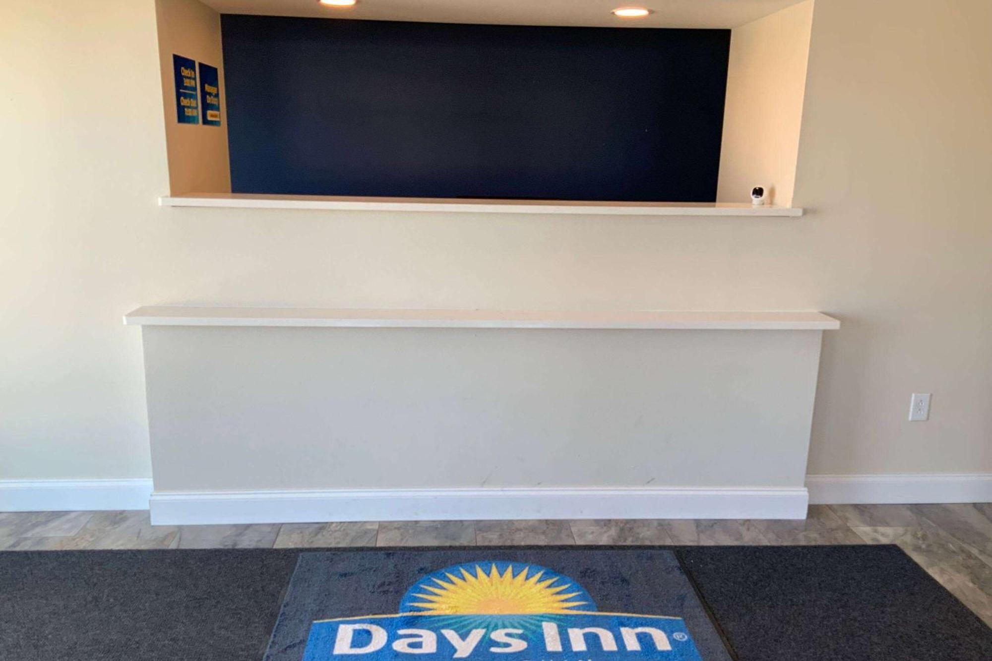Days Inn By Wyndham Troy Il Exterior foto