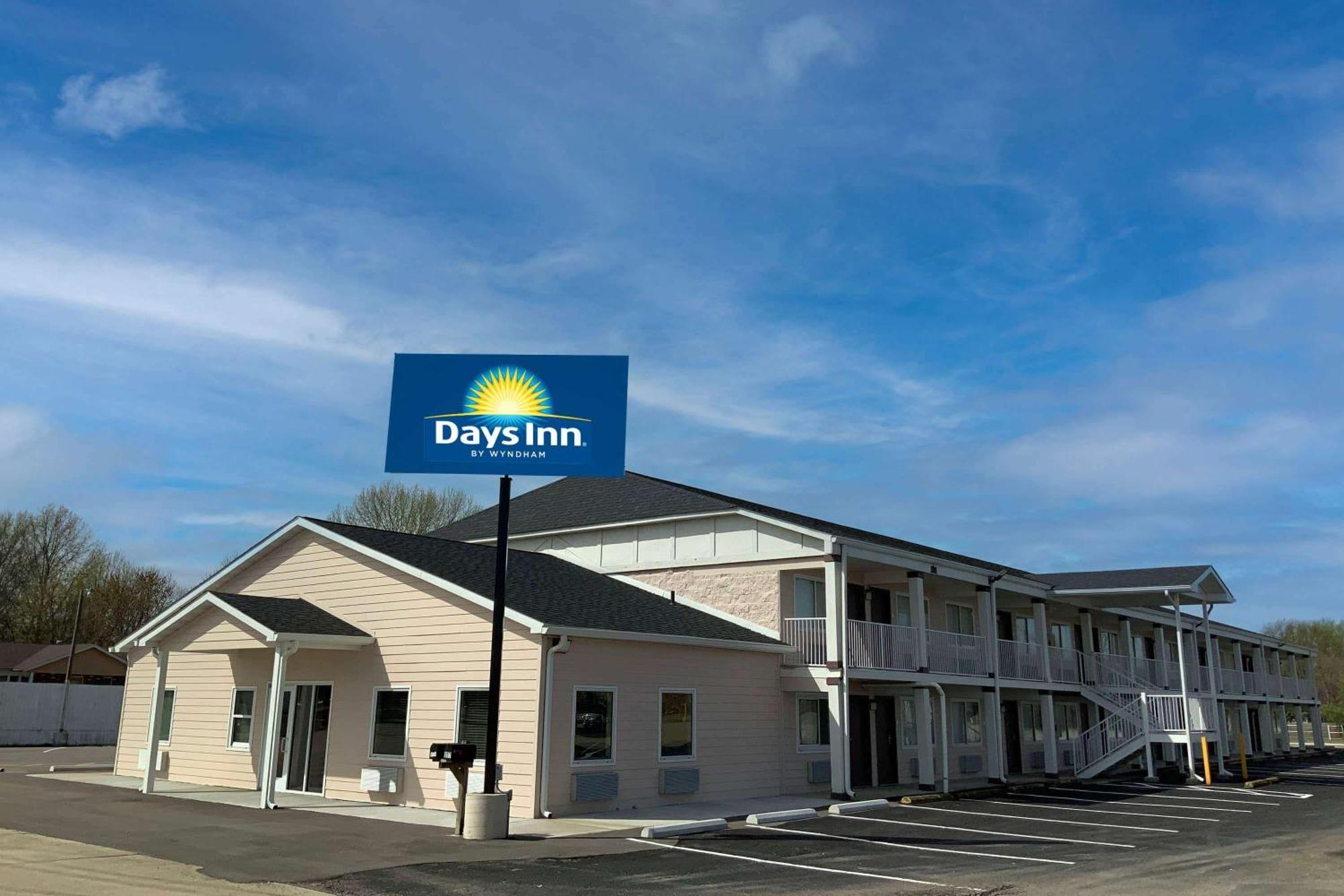 Days Inn By Wyndham Troy Il Exterior foto